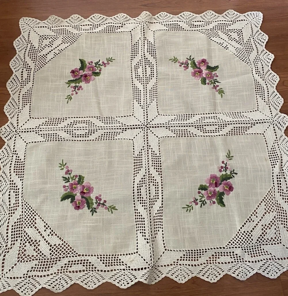 Vintage Hand Embroidered Floral Ivory Tablecloth Runner Lace Edge 32” Square